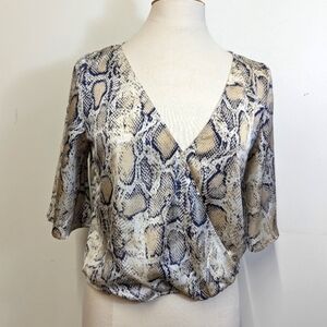 Bb Dakota Snakeskin Print Faux Wrap Bubble Blouse XS Oversized